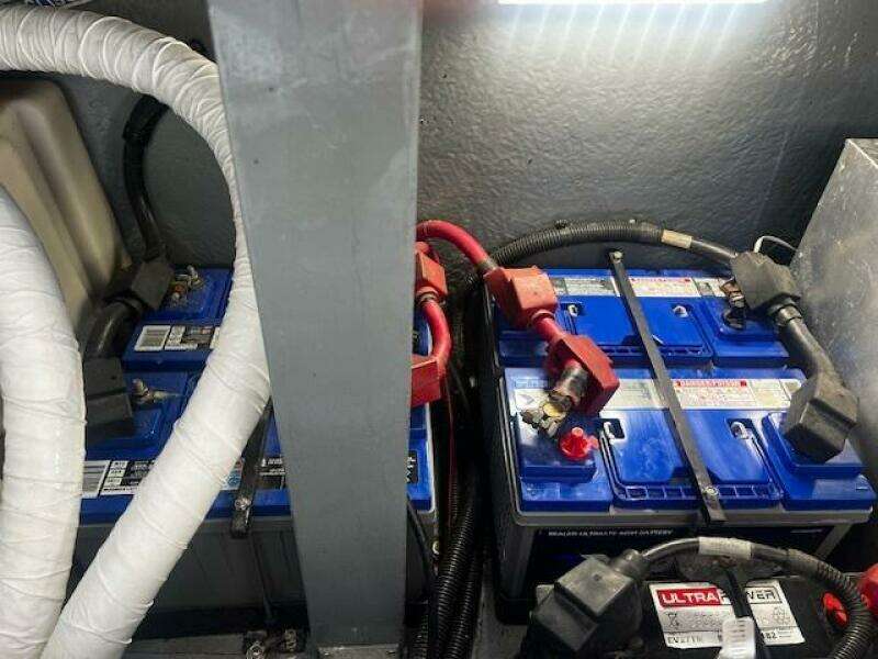 410 battery bank