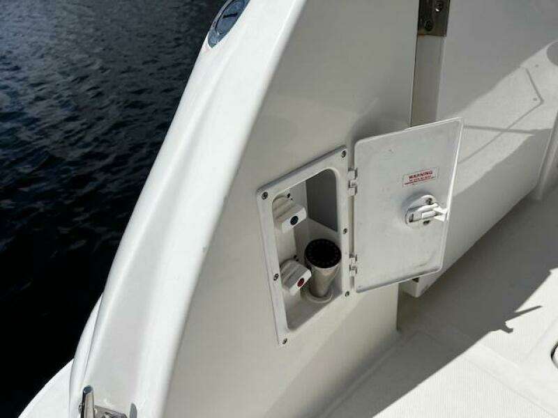 410 transom shower