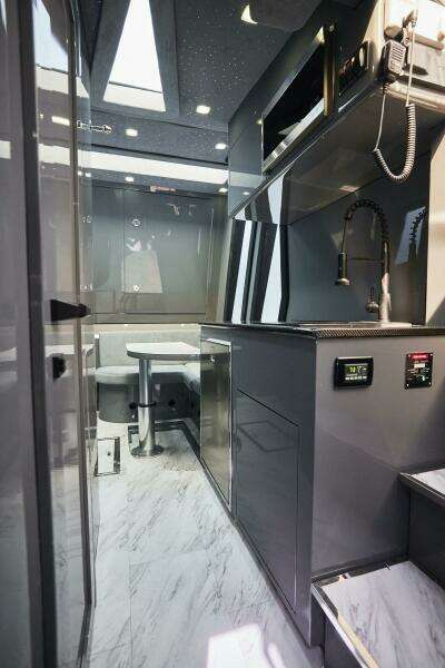 MR  LUCKY 52ft Midnight Express Yacht For Sale