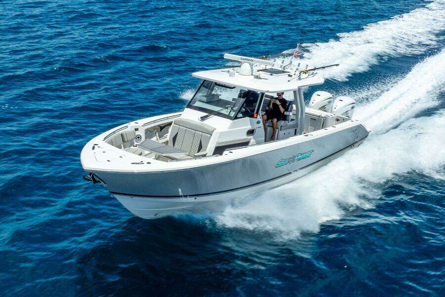 35ft Pursuit Yacht For Sale