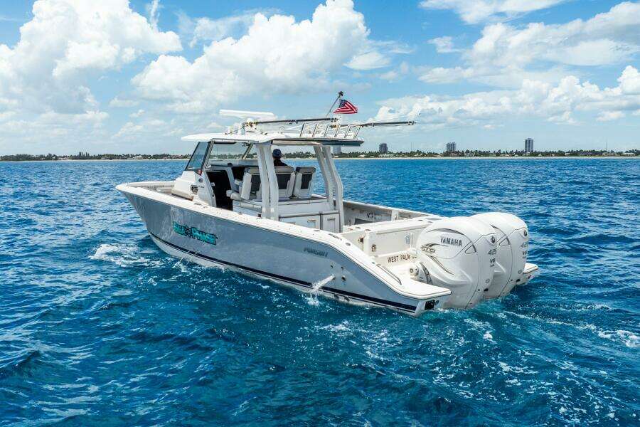 35ft Pursuit Yacht For Sale