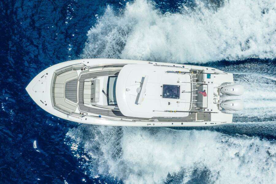 35ft Pursuit Yacht For Sale