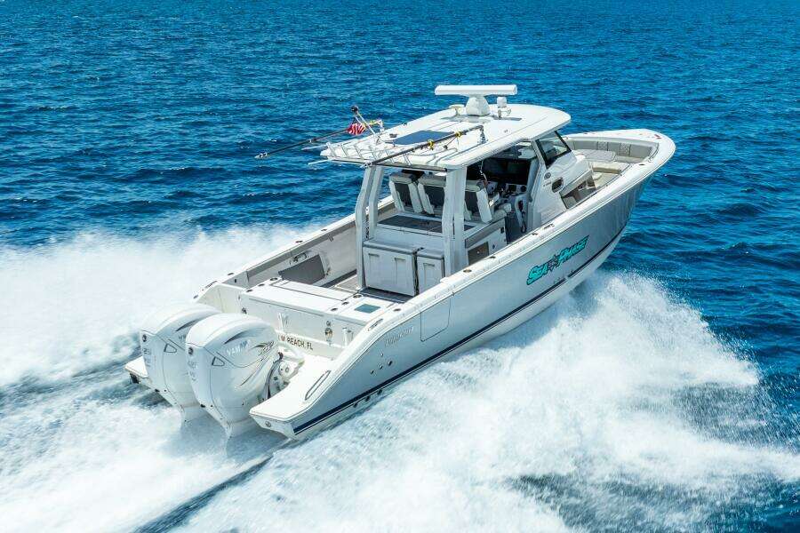 35ft Pursuit Yacht For Sale