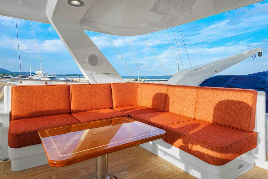 FRIVOLOUS 76ft Hunt Yachts Yacht For Sale