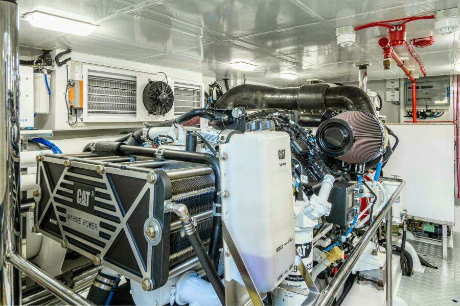 FRIVOLOUS 76ft Hunt Yachts Yacht For Sale