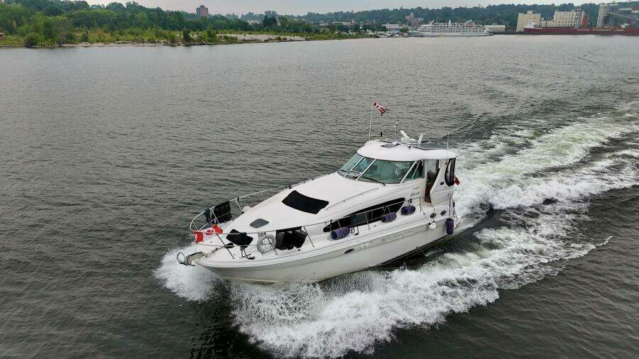 A Mi Manera 40ft Sea Ray Yacht For Sale