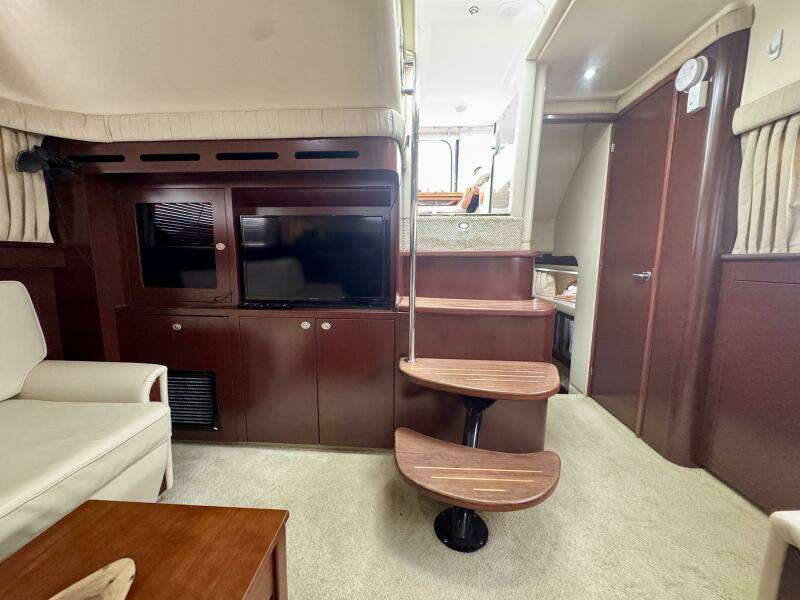 A Mi Manera 40ft Sea Ray Yacht For Sale