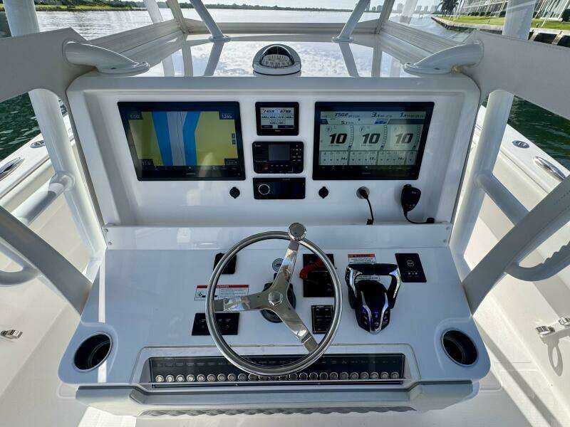 All Eyez on Me  39ft Invincible Yacht For Sale