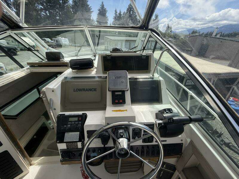 25ft Grady White Yacht For Sale