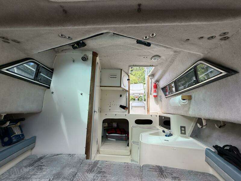 25ft Grady White Yacht For Sale