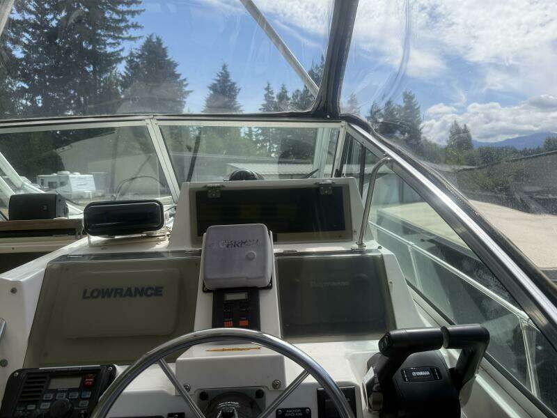 25ft Grady White Yacht For Sale