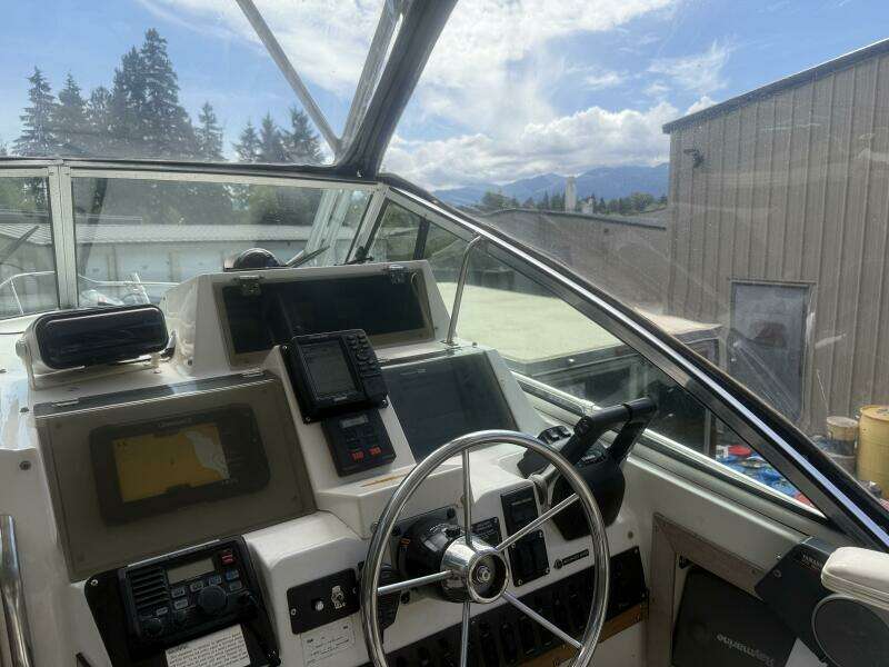 25ft Grady White Yacht For Sale