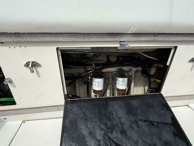 25ft Grady White Yacht For Sale