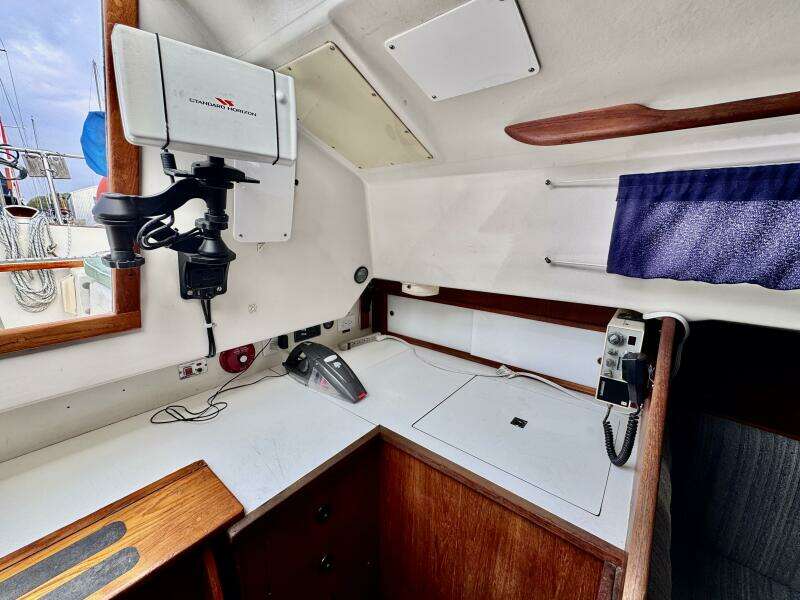 30ft C amp C Yacht For Sale