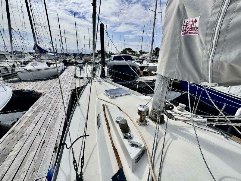 30ft C amp C Yacht For Sale