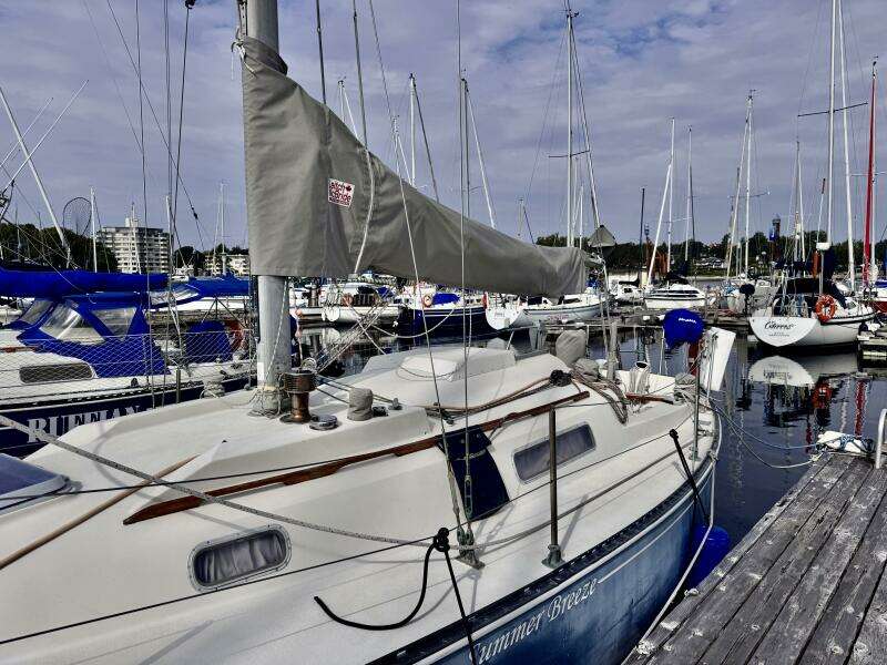 30ft C amp C Yacht For Sale