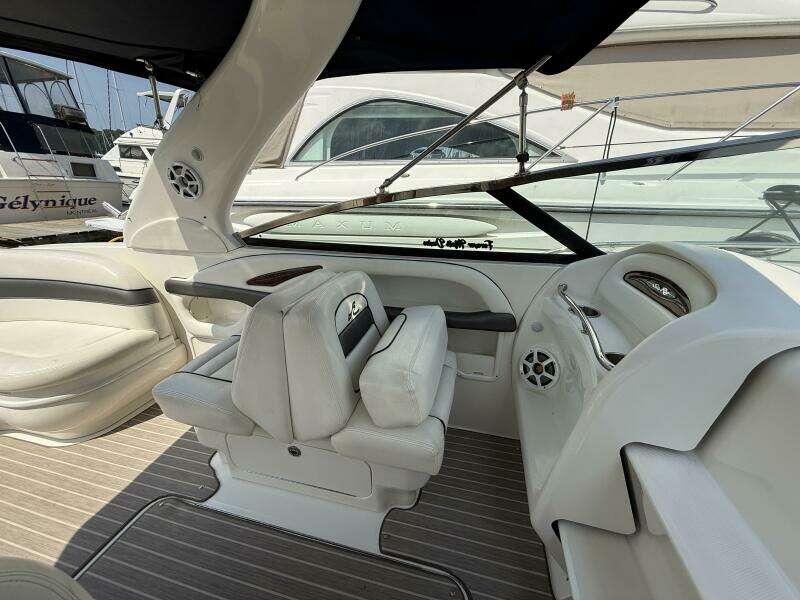 Sea Bull 29ft Sea Ray Yacht For Sale