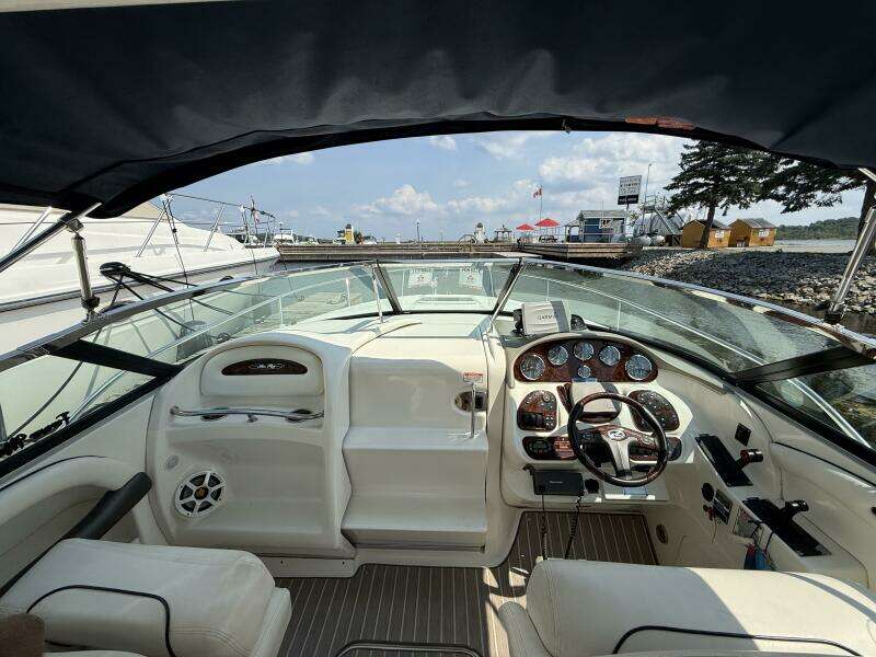 Sea Bull 29ft Sea Ray Yacht For Sale