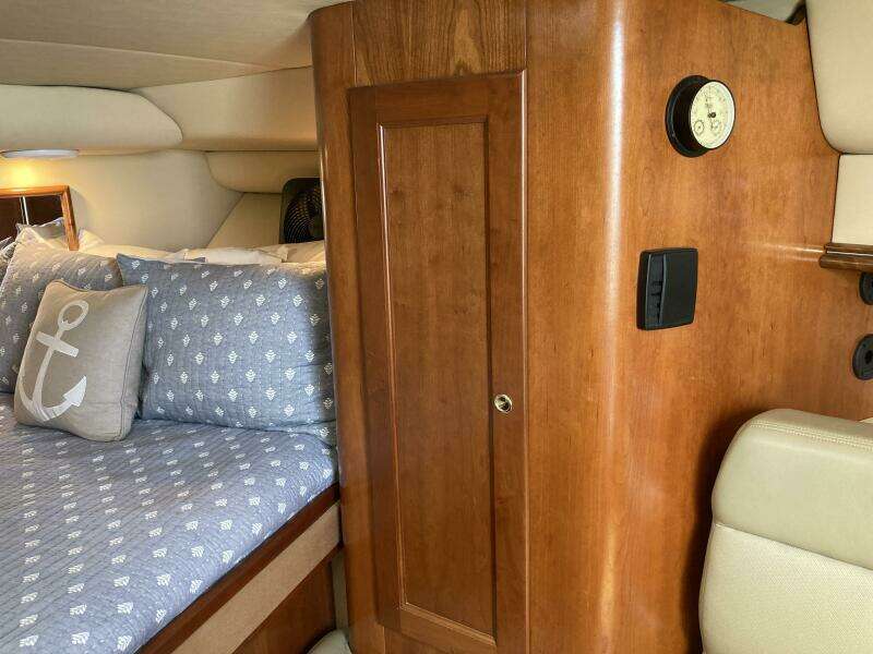 ALIBI 30ft Rampage Yacht For Sale