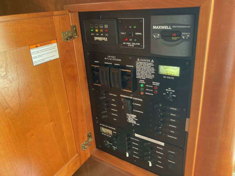 ALIBI 30ft Rampage Yacht For Sale