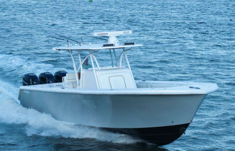 37ft SeaHunter Yacht For Sale