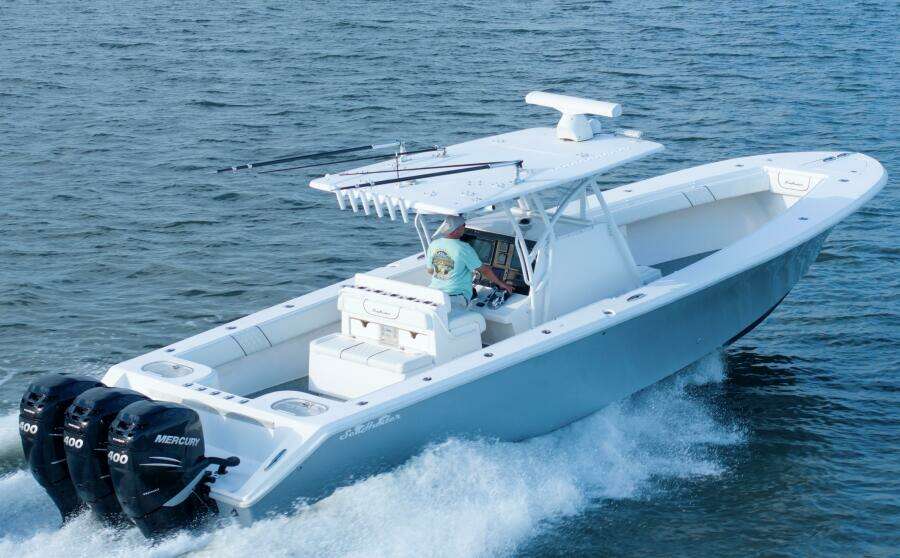 37ft SeaHunter Yacht For Sale