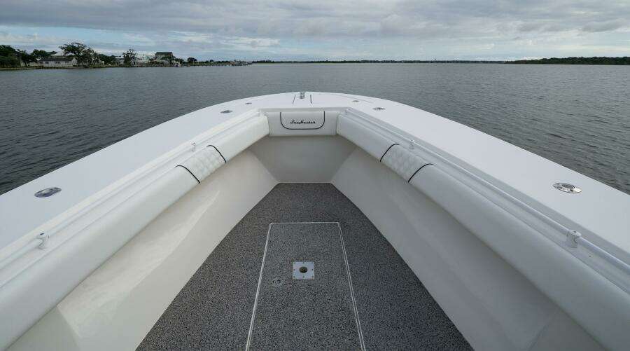 37ft SeaHunter Yacht For Sale