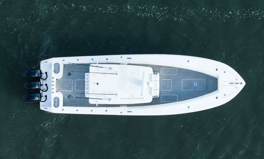 37ft SeaHunter Yacht For Sale