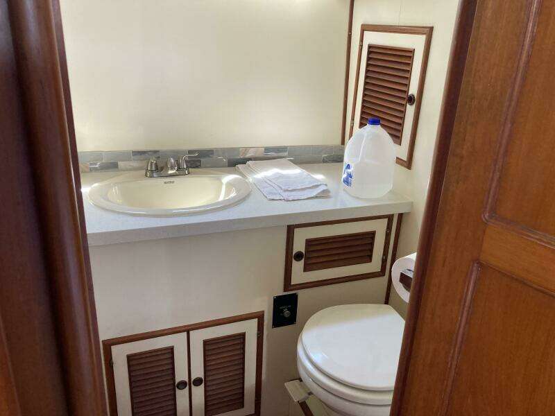HOTEL CALIFORNIA 48ft Offshore Yachts Yacht For Sale