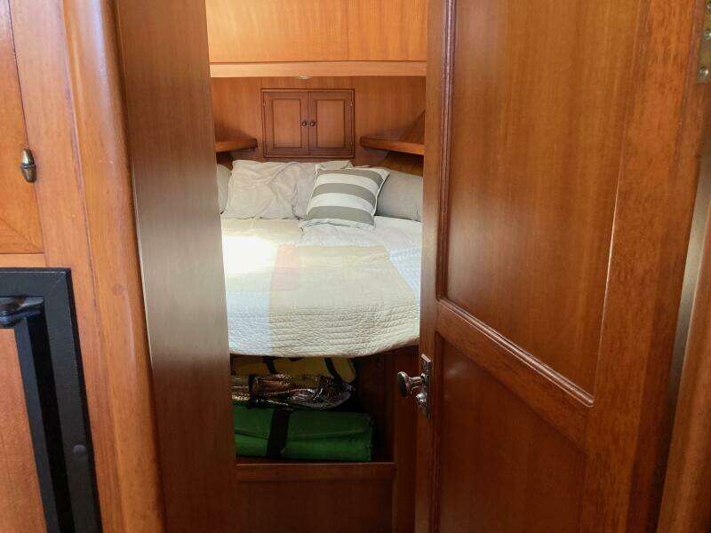 HOTEL CALIFORNIA 48ft Offshore Yachts Yacht For Sale