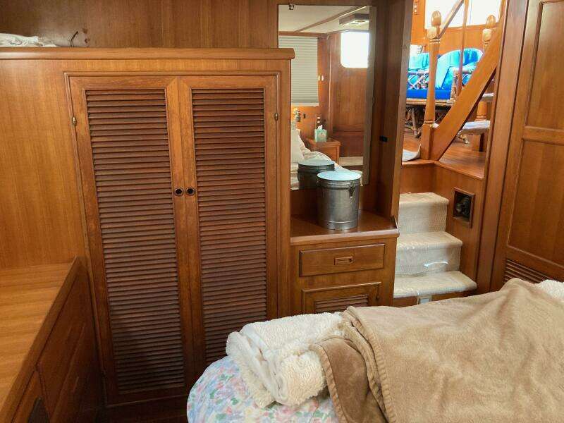 HOTEL CALIFORNIA 48ft Offshore Yachts Yacht For Sale