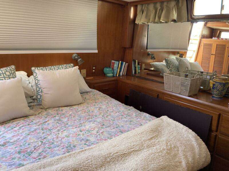 HOTEL CALIFORNIA 48ft Offshore Yachts Yacht For Sale