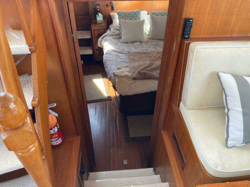 HOTEL CALIFORNIA 48ft Offshore Yachts Yacht For Sale