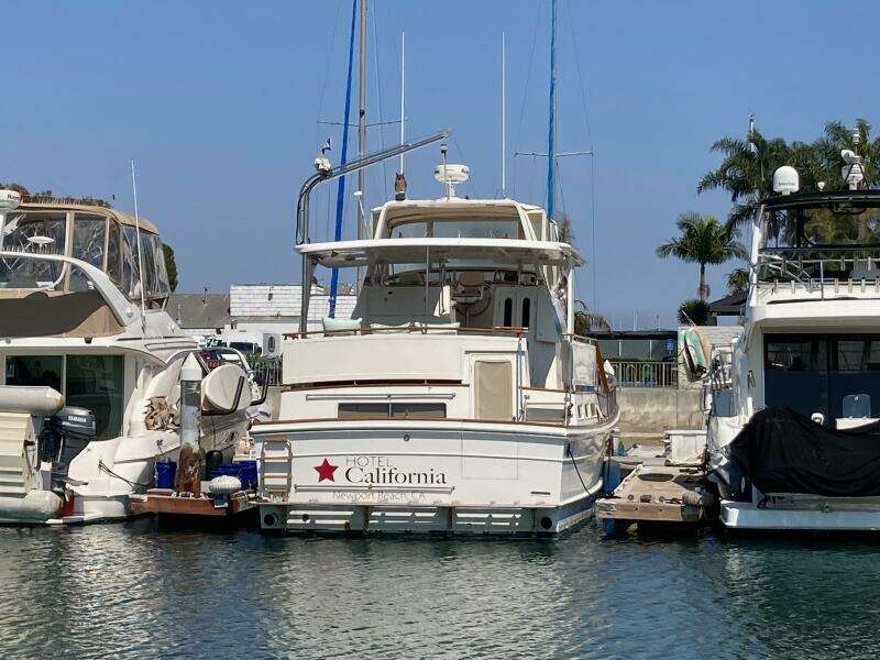 HOTEL CALIFORNIA 48ft Offshore Yachts Yacht For Sale