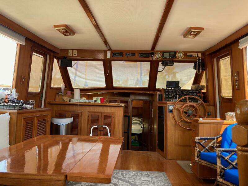 HOTEL CALIFORNIA 48ft Offshore Yachts Yacht For Sale