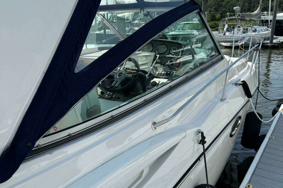 29ft Monterey Yacht For Sale