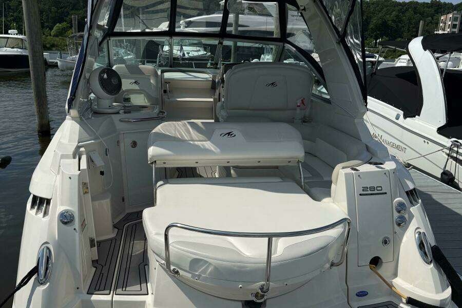 29ft Monterey Yacht For Sale