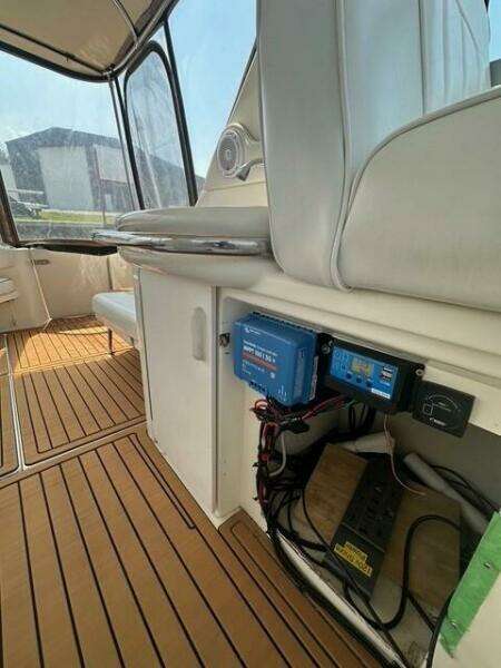 37ft Sea Ray Yacht For Sale