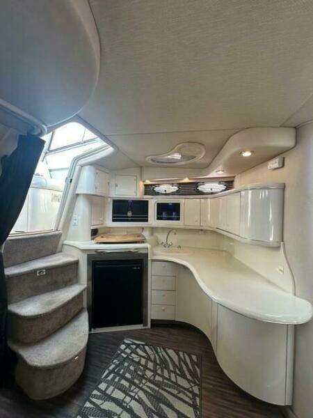 37ft Sea Ray Yacht For Sale