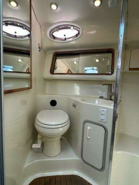 37ft Sea Ray Yacht For Sale