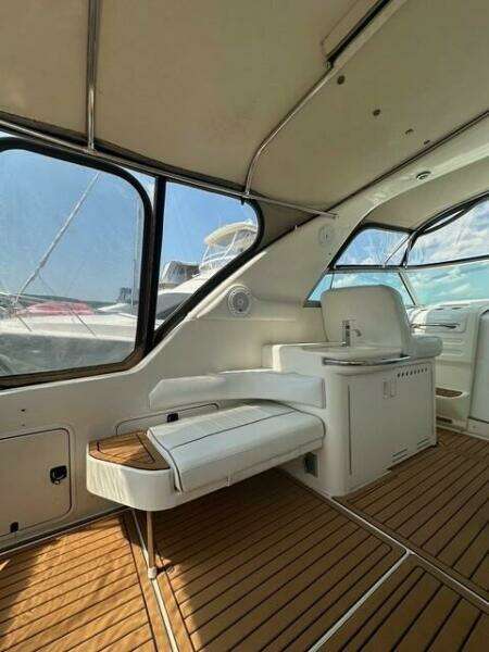 37ft Sea Ray Yacht For Sale