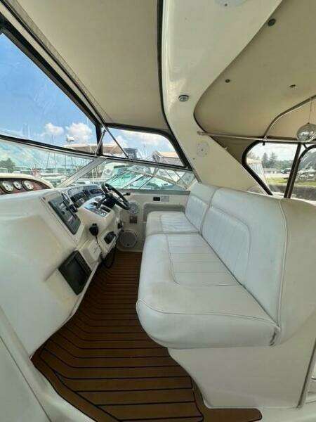 37ft Sea Ray Yacht For Sale