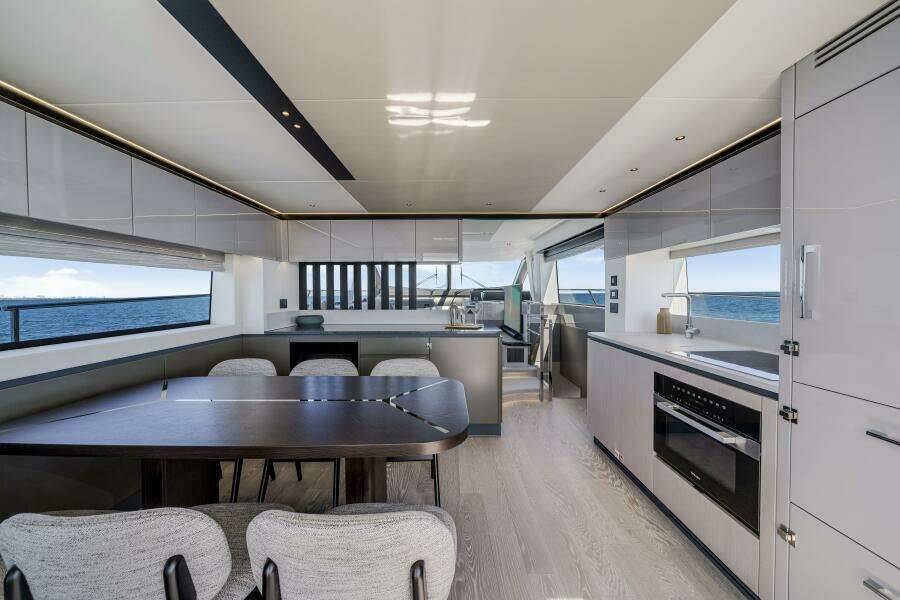 68ft Sunseeker Yacht For Sale
