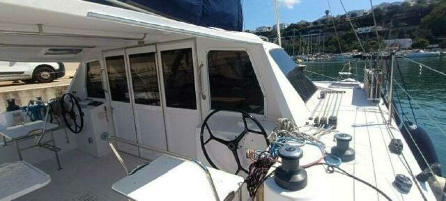 SEIS AL MAR 41ft Seawind Yacht For Sale