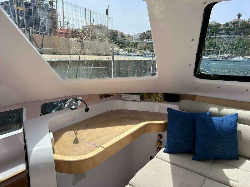 SEIS AL MAR 41ft Seawind Yacht For Sale