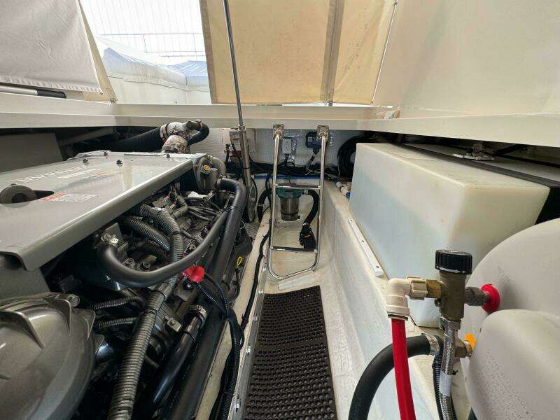 Watermark 32ft Back Cove Yacht For Sale