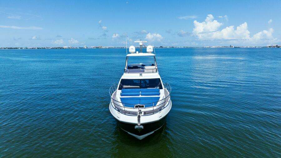 This is Us 2 50ft Azimut Yacht For Sale