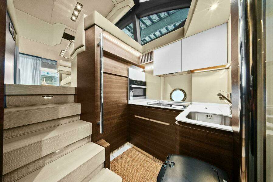 This is Us 2 50ft Azimut Yacht For Sale
