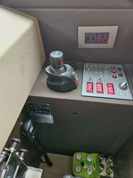 This is Us 2 50ft Azimut Yacht For Sale