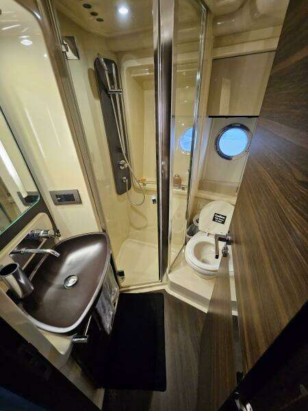 This is Us 2 50ft Azimut Yacht For Sale